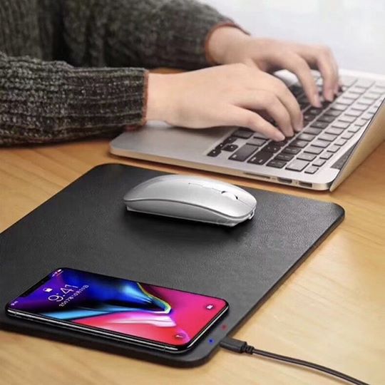 MOUSE PAD GAMER CON CARGADOR INALAMBRICO